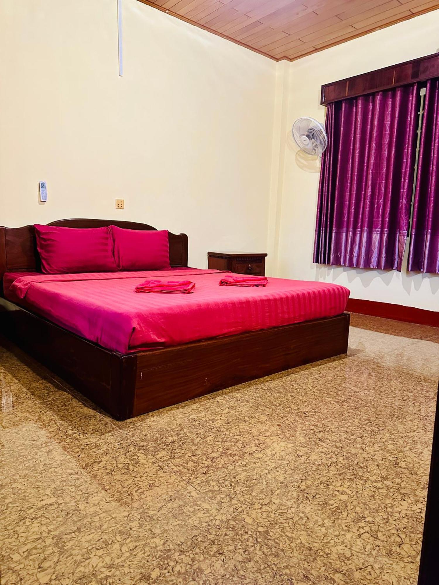 Savet Hostel Stoeng Treng Buitenkant foto
